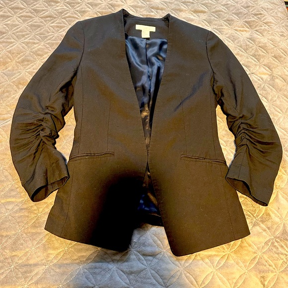 Black Blazer H&M - Picture 2 of 6